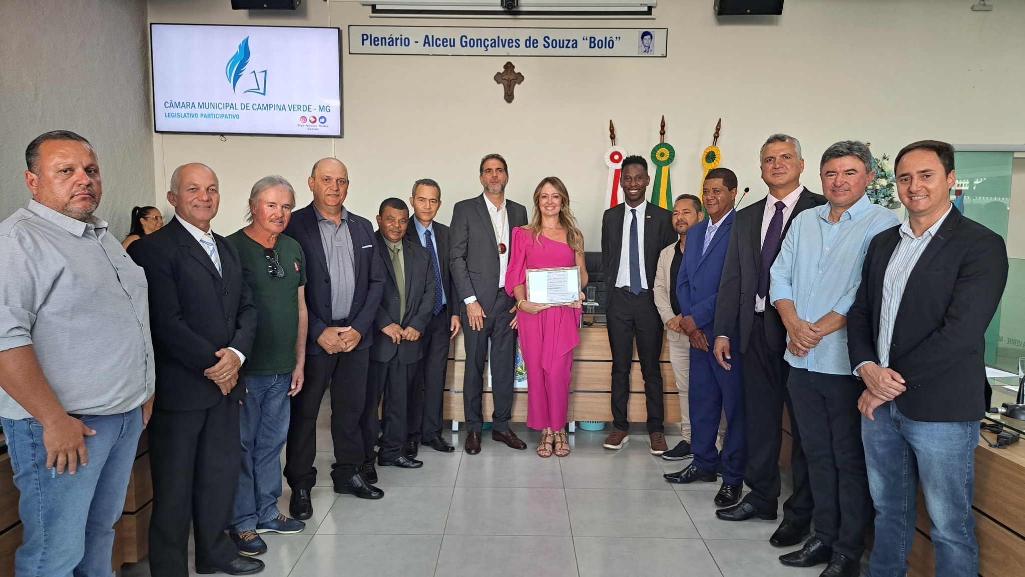 Câmara de Vereadores realiza Sessão Solene de entrega da Medalha da Ordem Municipal do Mérito "João Batista Siqueira"