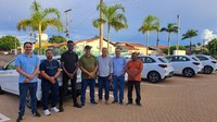 Legislativo de Campina Verde participa da entrega de 10 novos veículos para a saúde