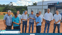 Representantes dos poderes Legislativo e Executivo entregam ofício ao deputado federal Zé Silva