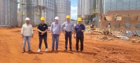 Vereadores participam de visita técnica a empresa Agromercantil